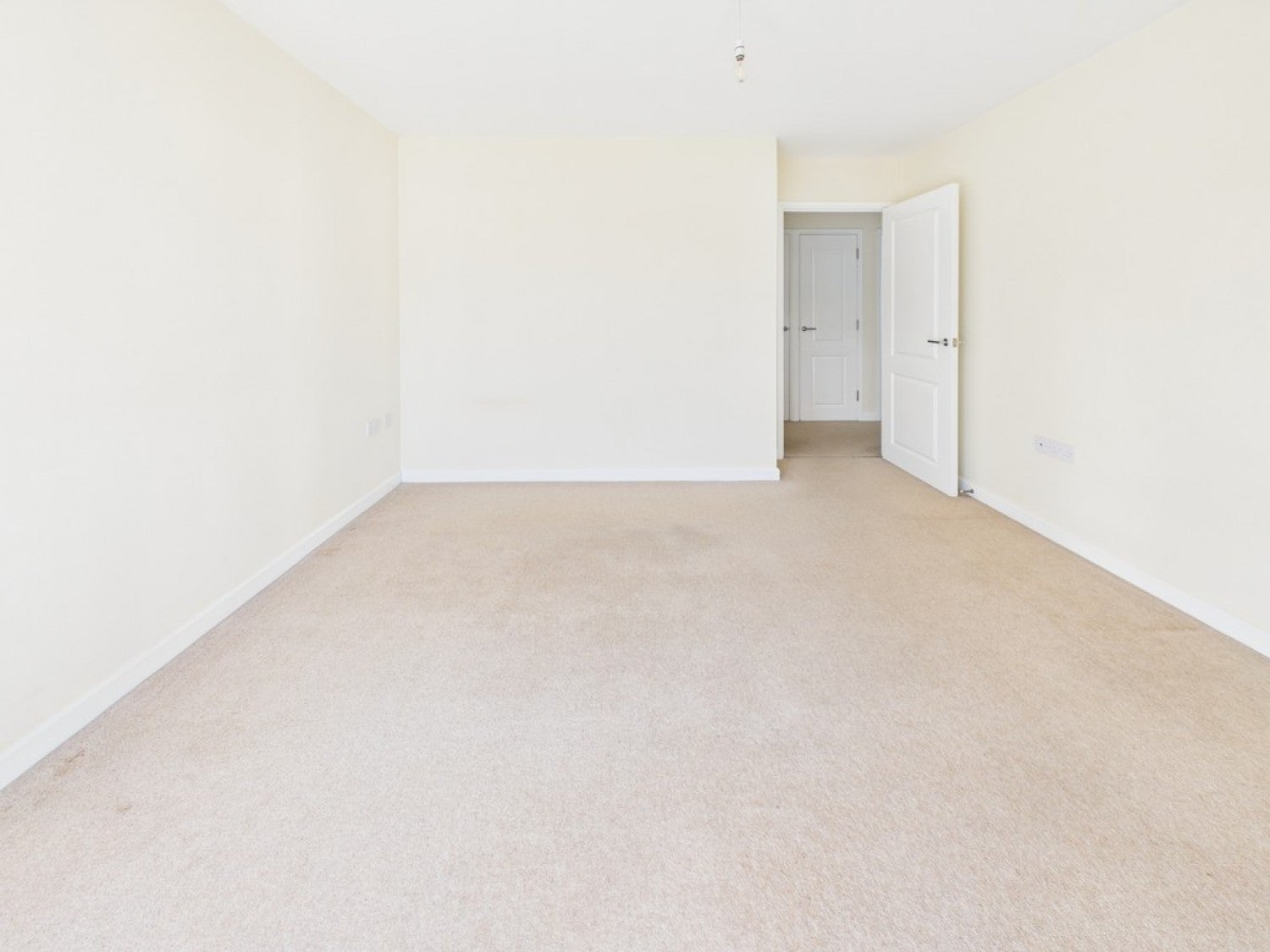 Flat Derriford Road in Plymouth