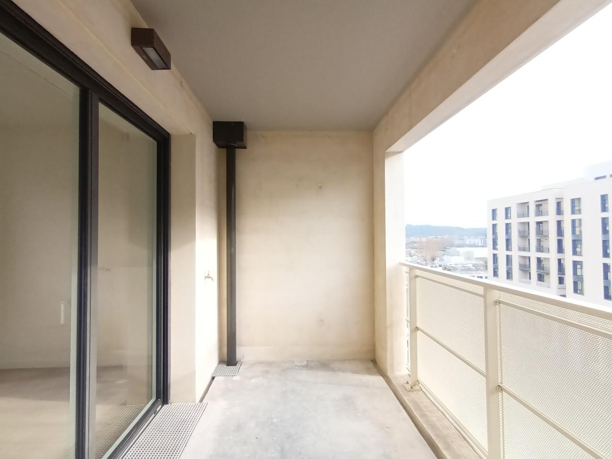 Flat Boulevard Joliot-Curie in Bordeaux