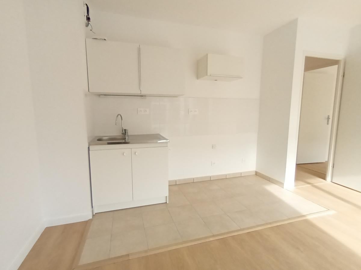 Flat Boulevard Joliot-Curie in Bordeaux