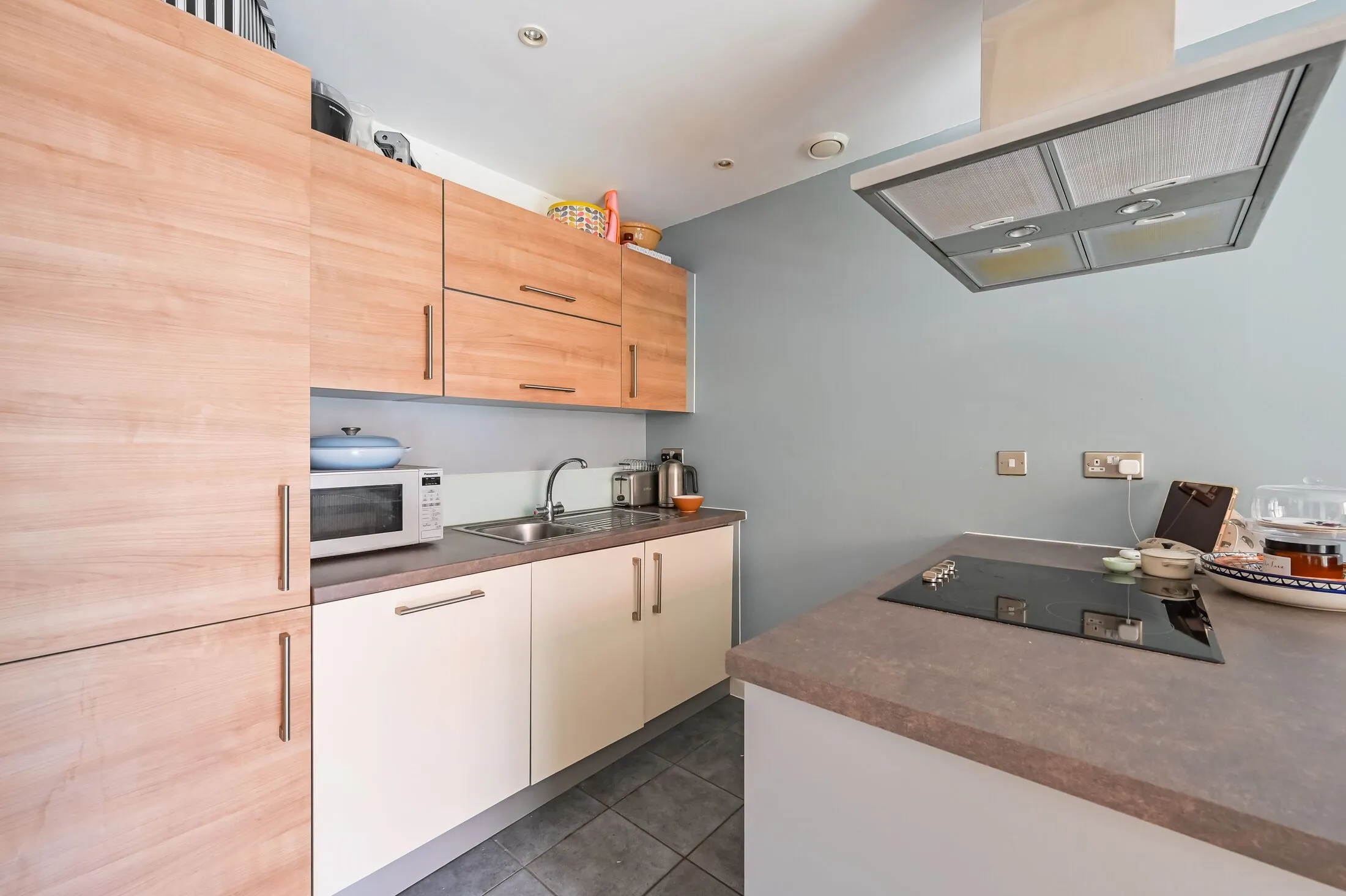 Flat Mostyn Grove in Greater London