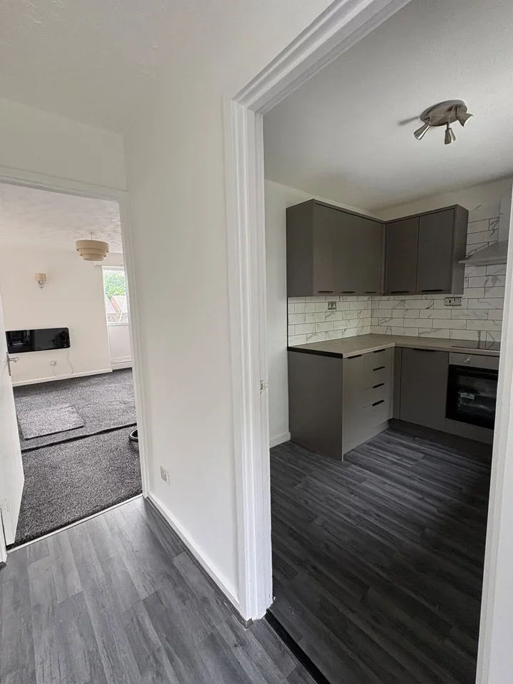 Flat Pendle Court in Bolton