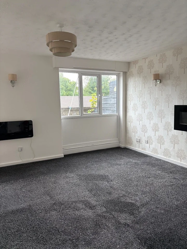 Flat Pendle Court in Bolton