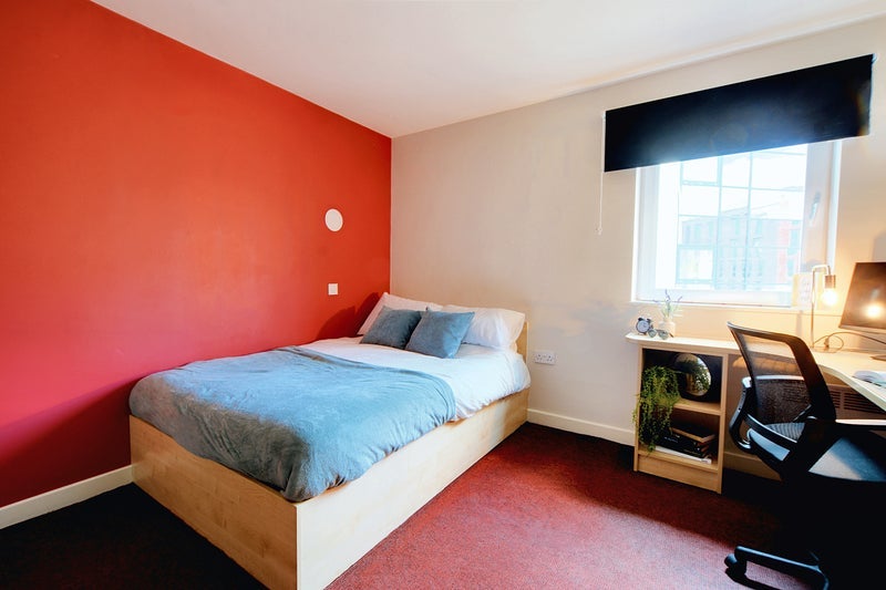 Room St Peter's Street in Nottingham
