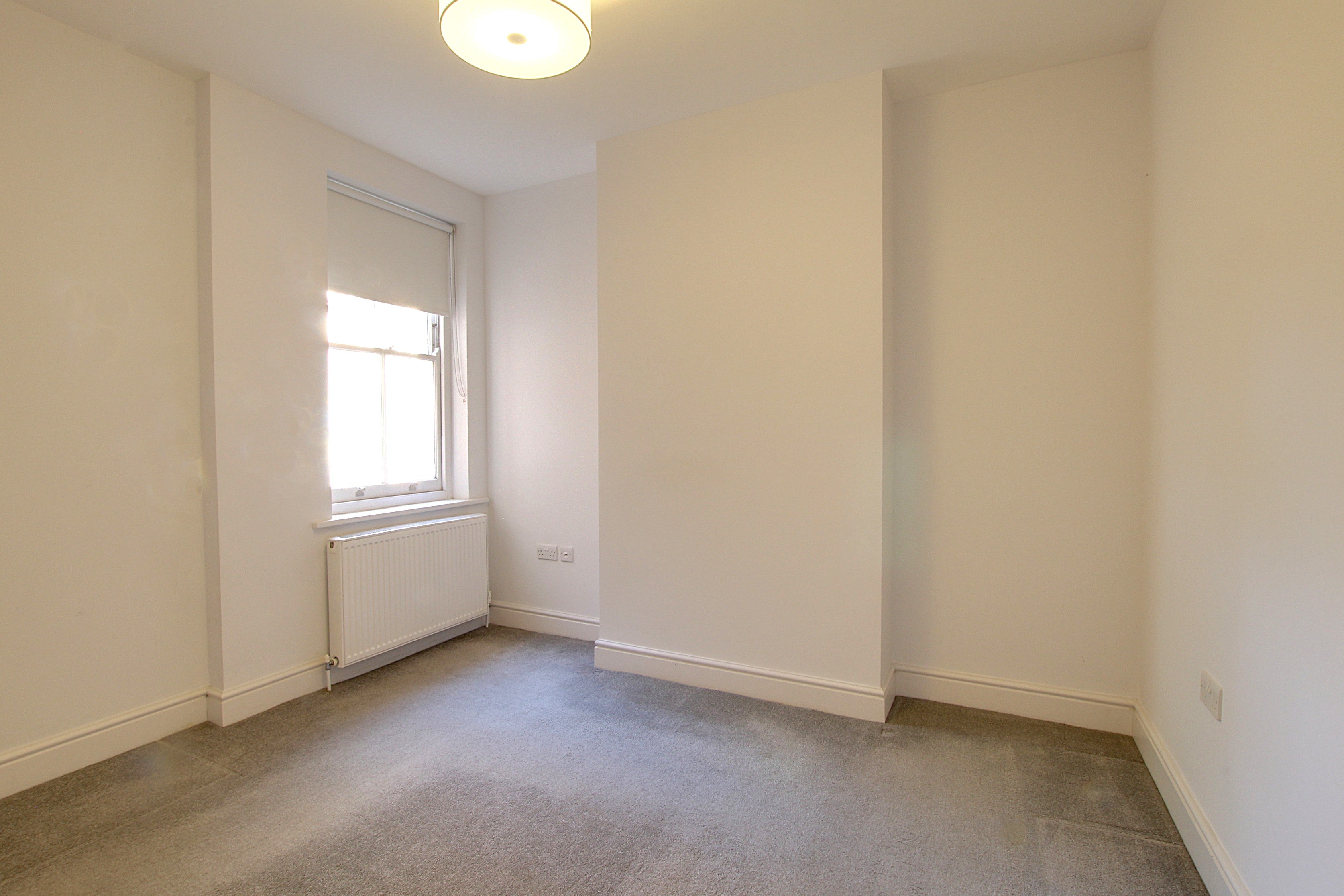 Flat Curwen Road in Greater London
