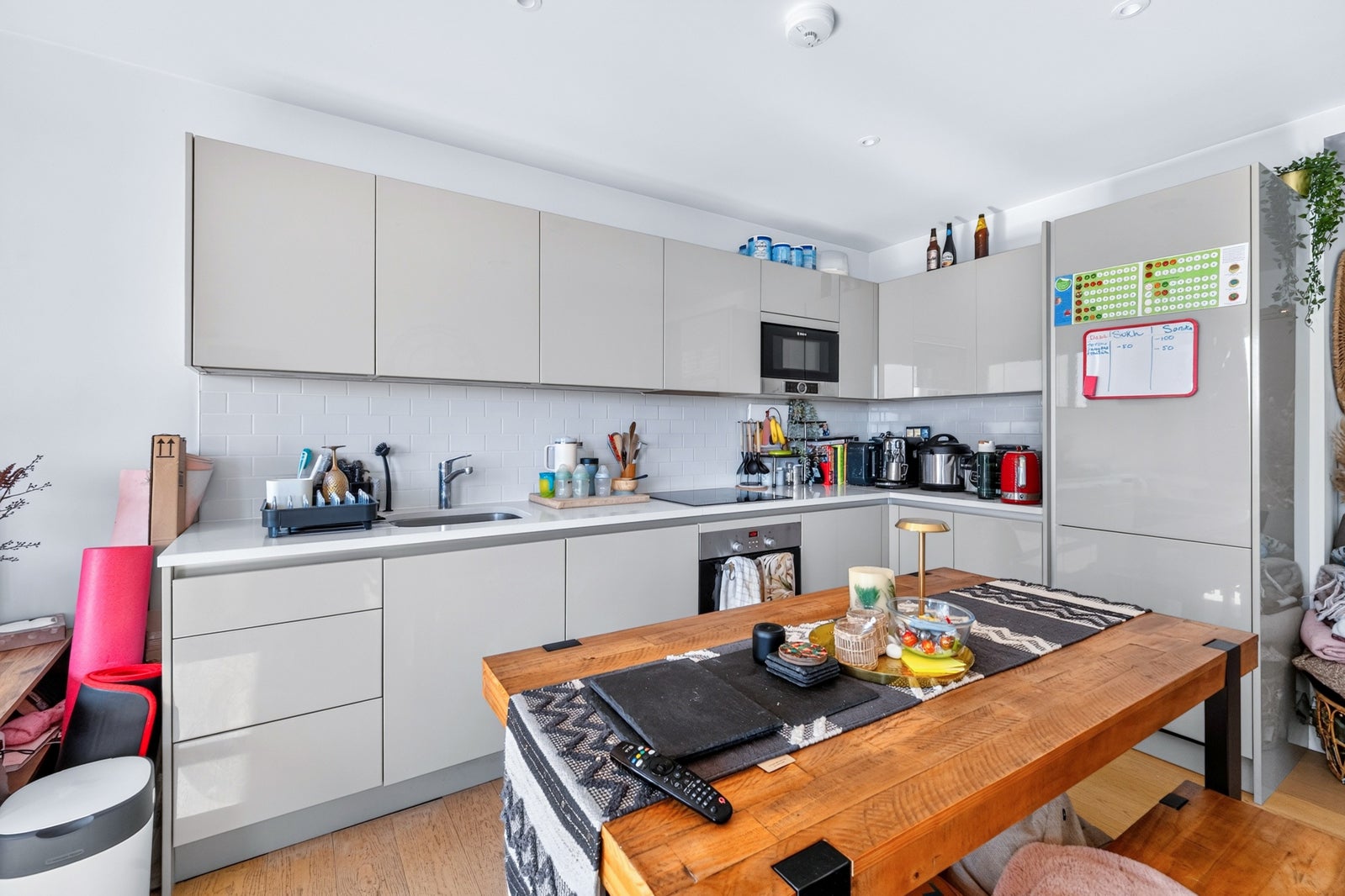 Flat Sayer Street in Greater London