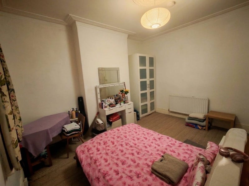 Room Sidney Grove in Newcastle upon Tyne