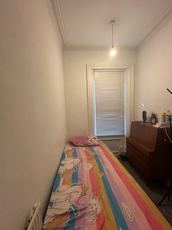 Room Sidney Grove in Newcastle upon Tyne