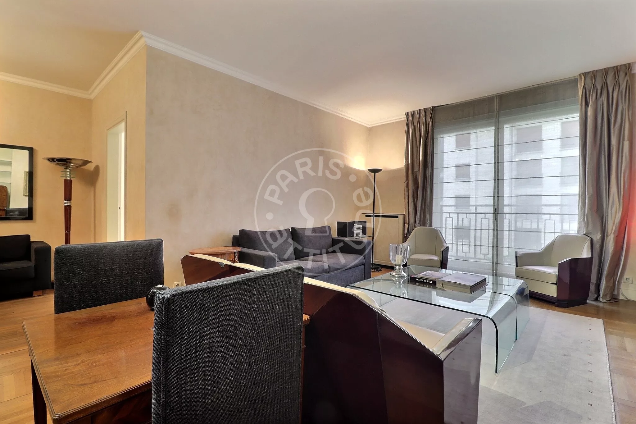 Appartement Avenue Montaigne à Paris
