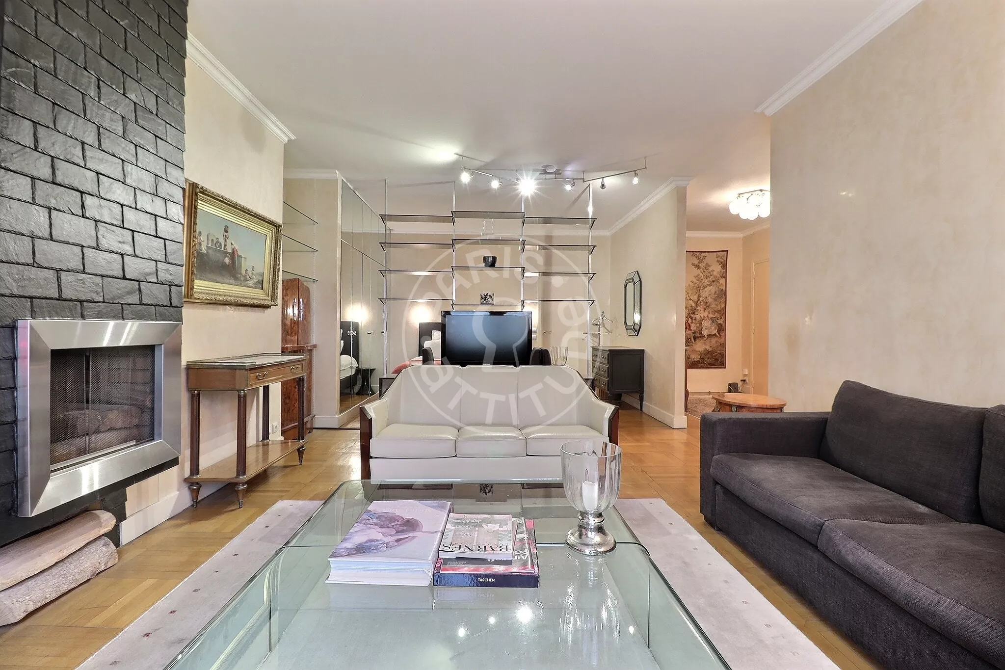 Appartement Avenue Montaigne à Paris