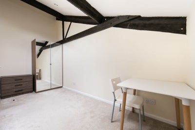 Flat Devon Road in Leeds