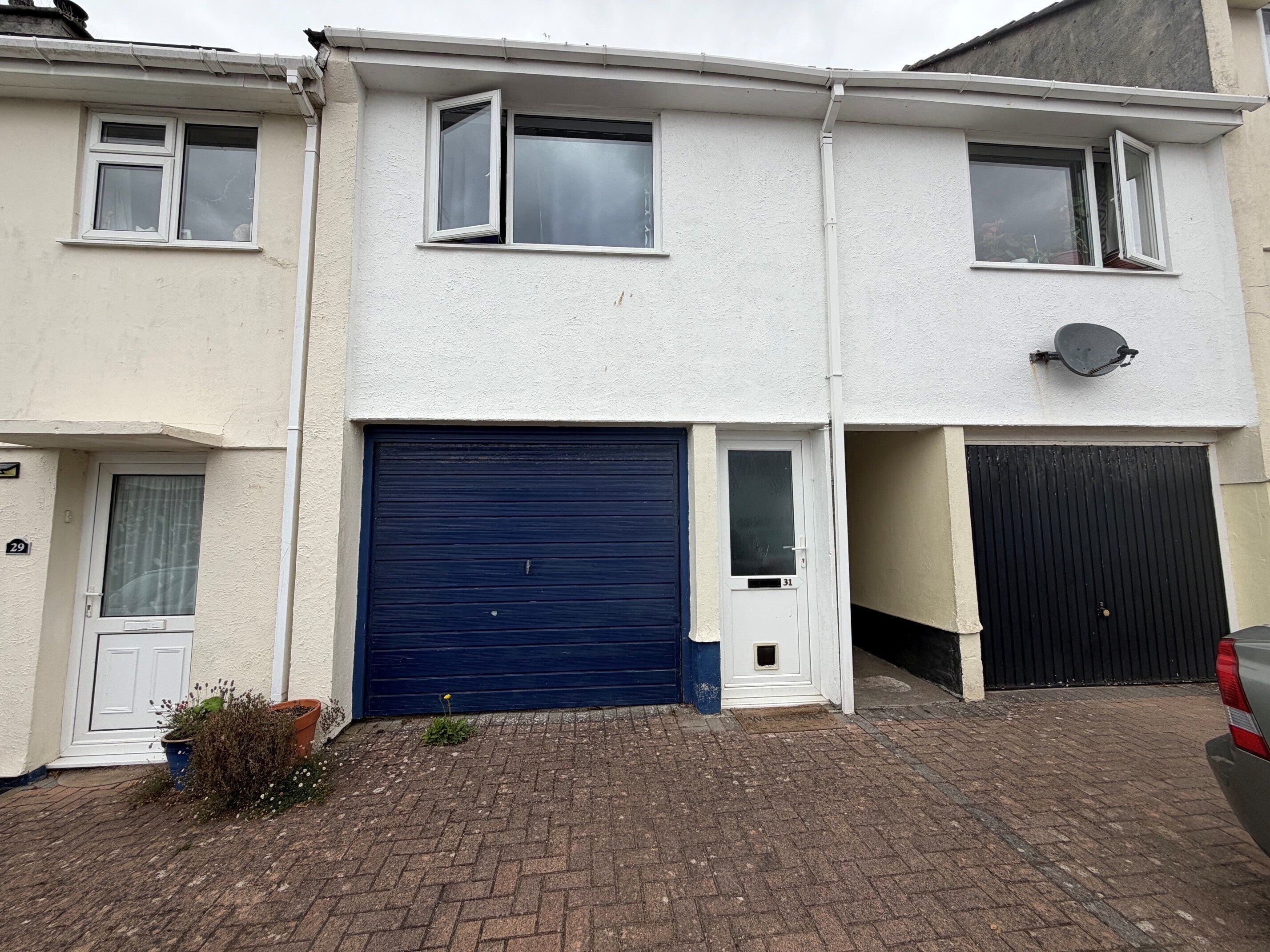 Flat Polmor Road in Crowlas
