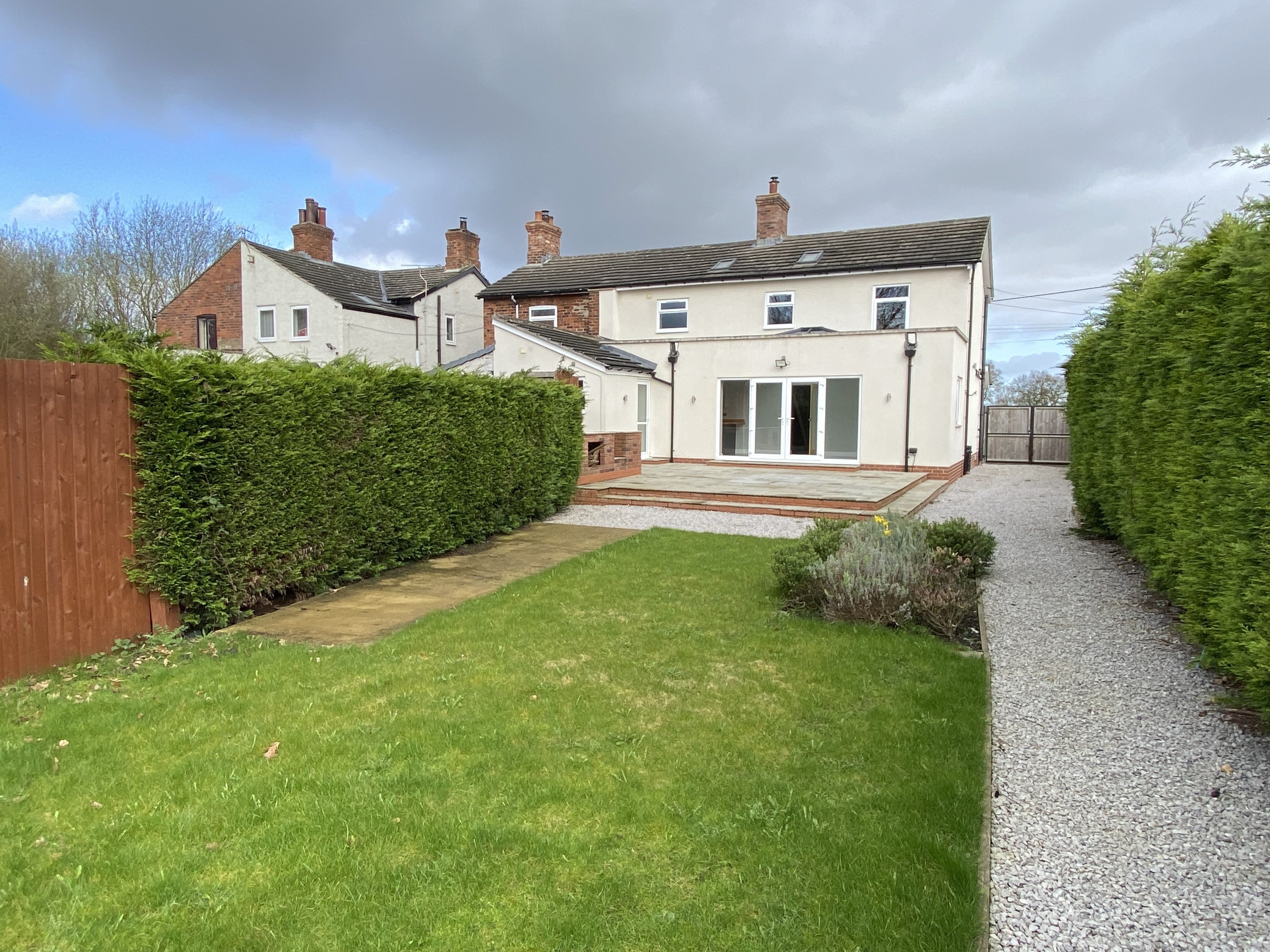 House Moss Road in Doncaster