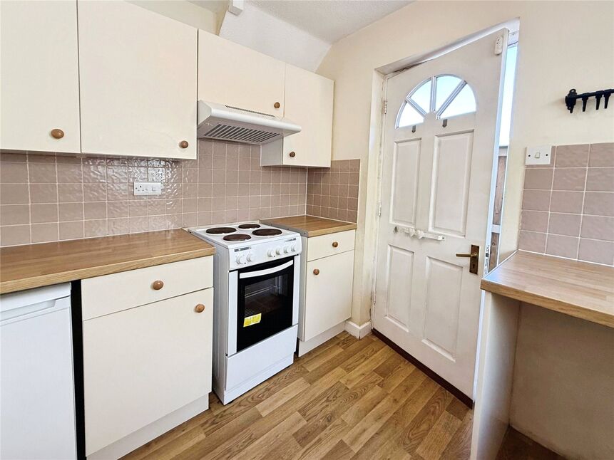 House Meadowbrook Close in Exeter