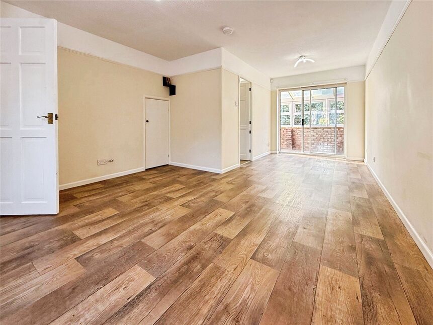 House Meadowbrook Close in Exeter
