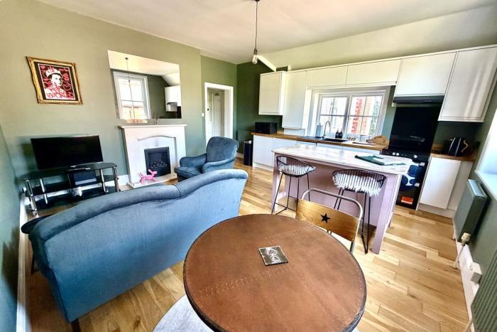 Flat Kennedy Road in Shrewsbury