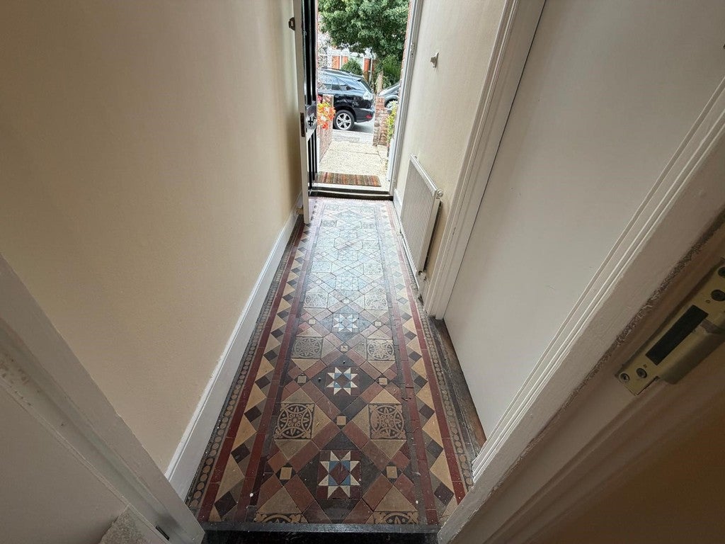 Flat Nelson Road in Greater London
