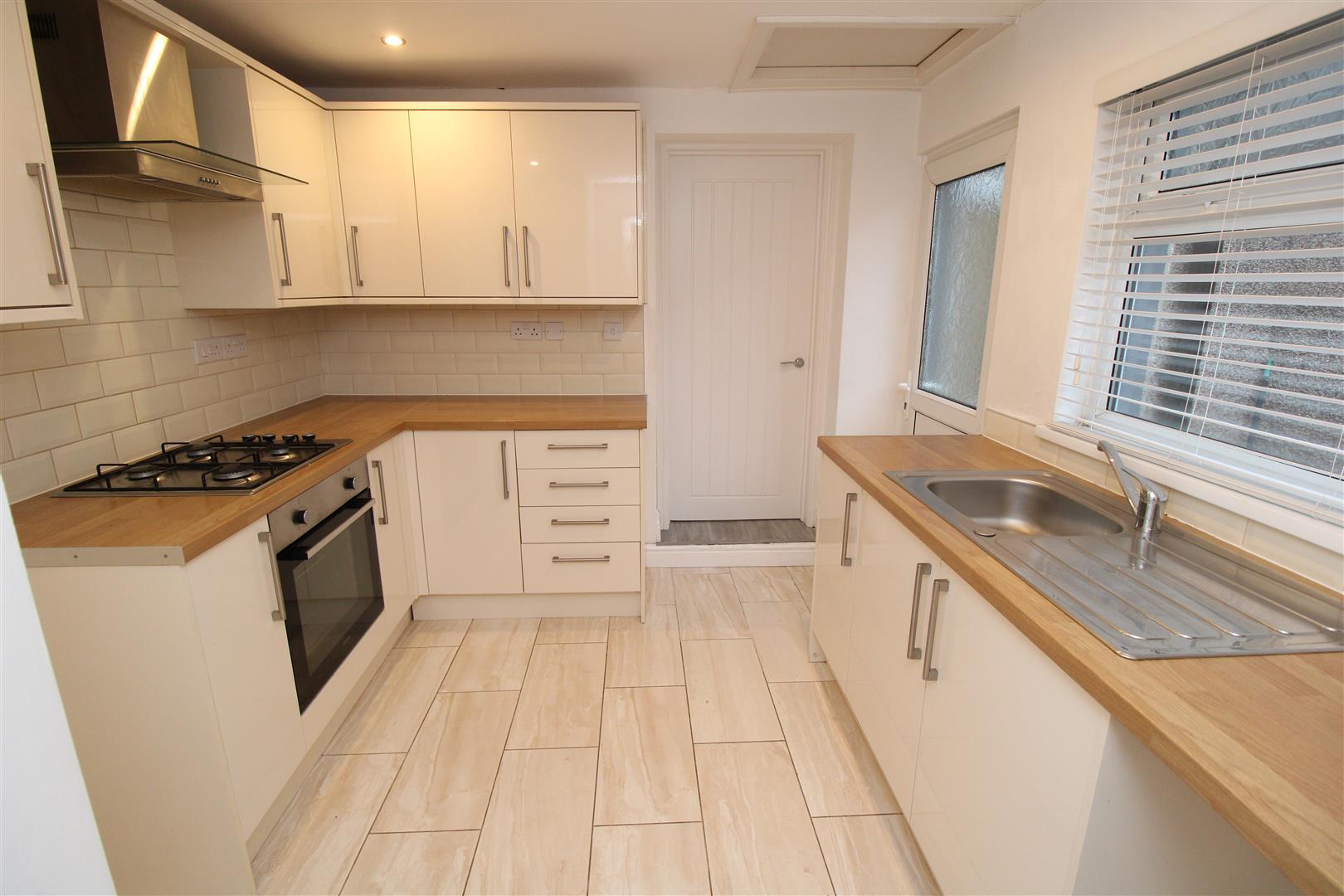 Flat Dumfries Street in Treherbert