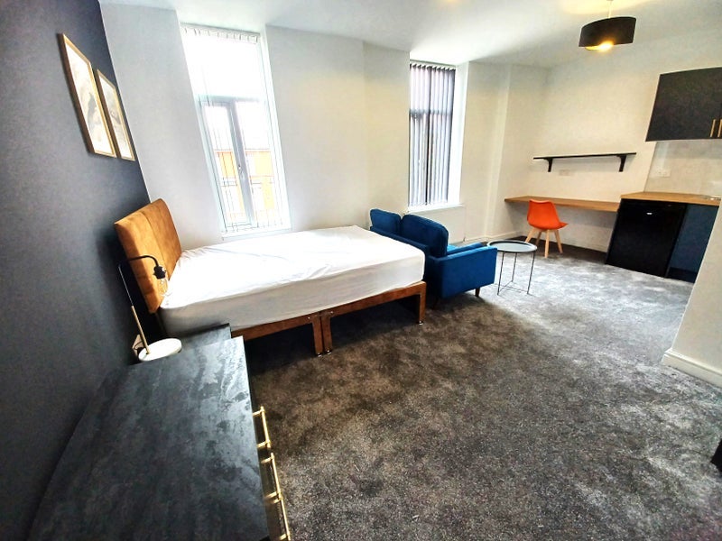 Room Birley Street in Bury