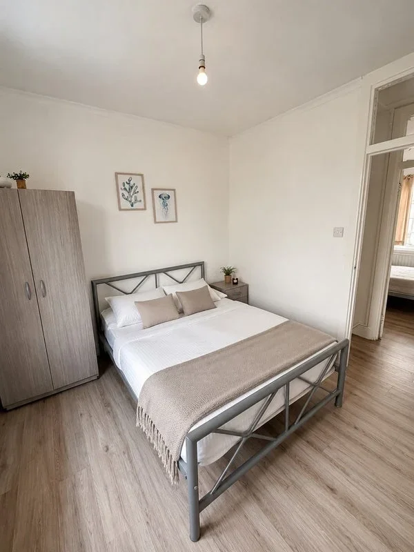 Room Leroy Street in Greater London