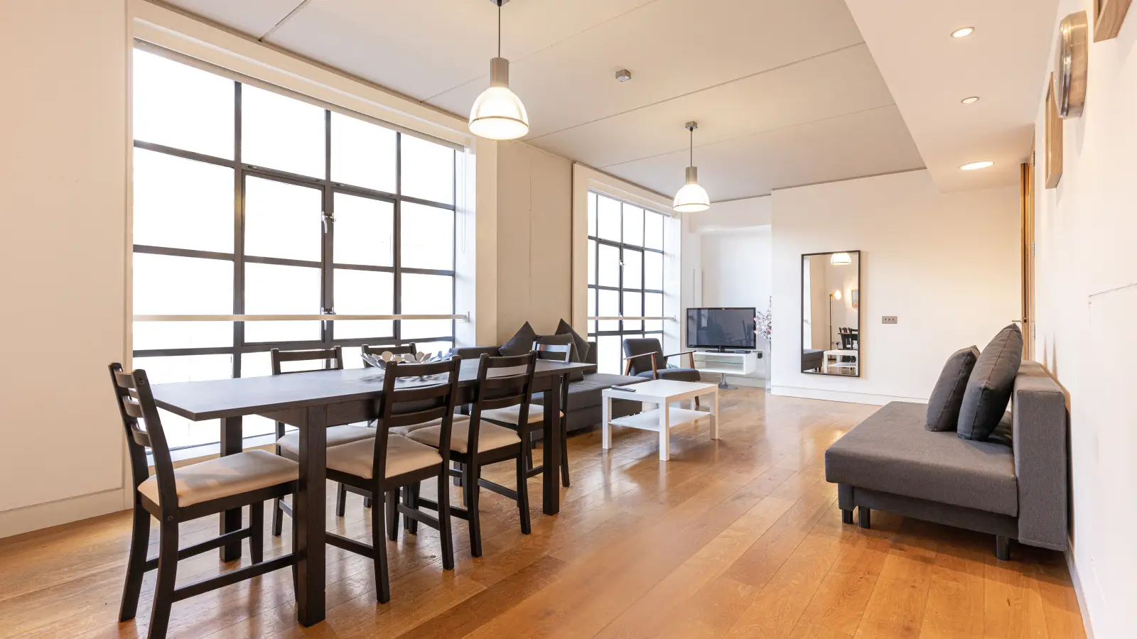 Flat Gatesborough Street in Greater London