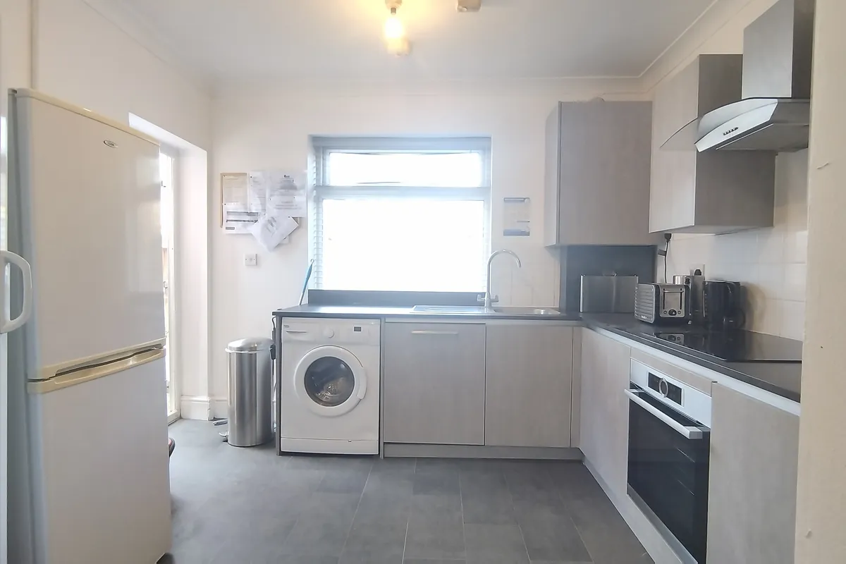 House Olive Road in Greater London