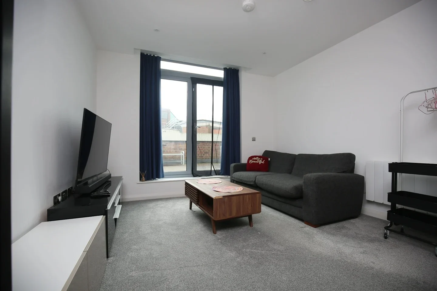 Flat Belgrade Square in Coventry