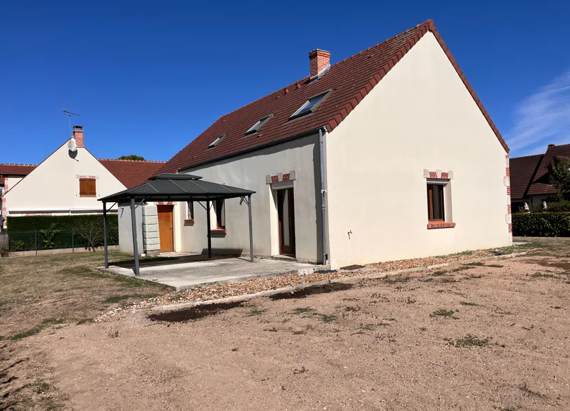 House Rue du Val in Saint-Denis-en-Val