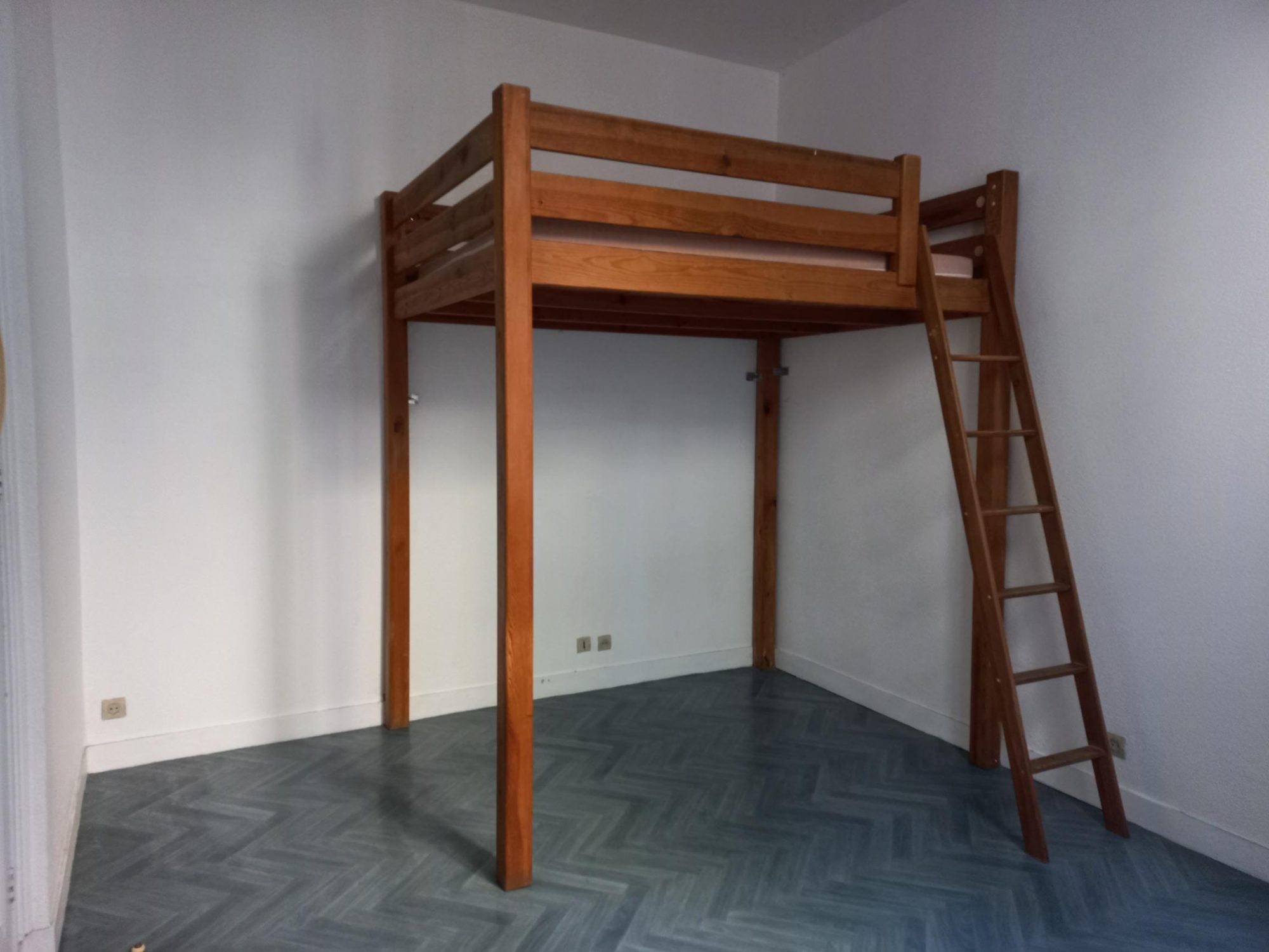 Appartement Cours du Maréchal Juin à Bordeaux