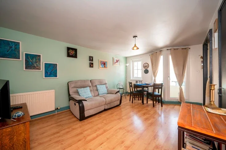 Flat Reginald Road in Greater London