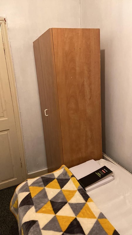 Room Francis Road in Greater London