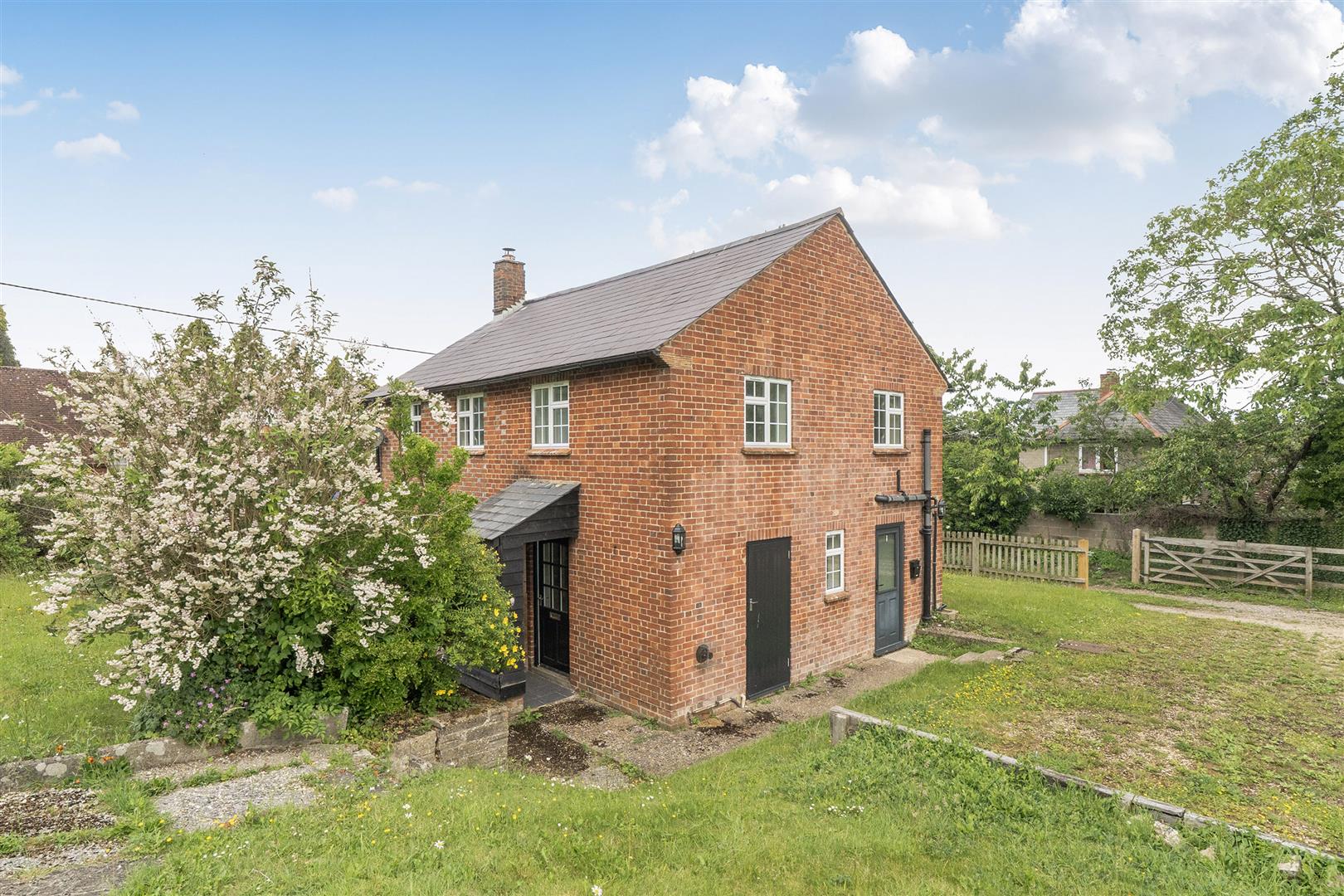 House Clearbury Close in Odstock