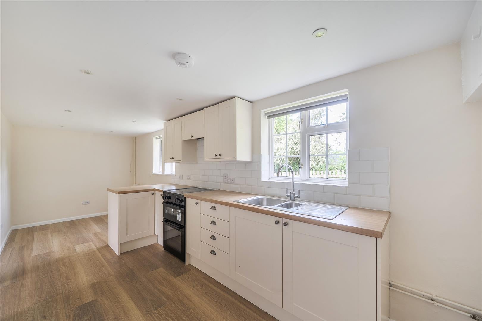 House Clearbury Close in Odstock
