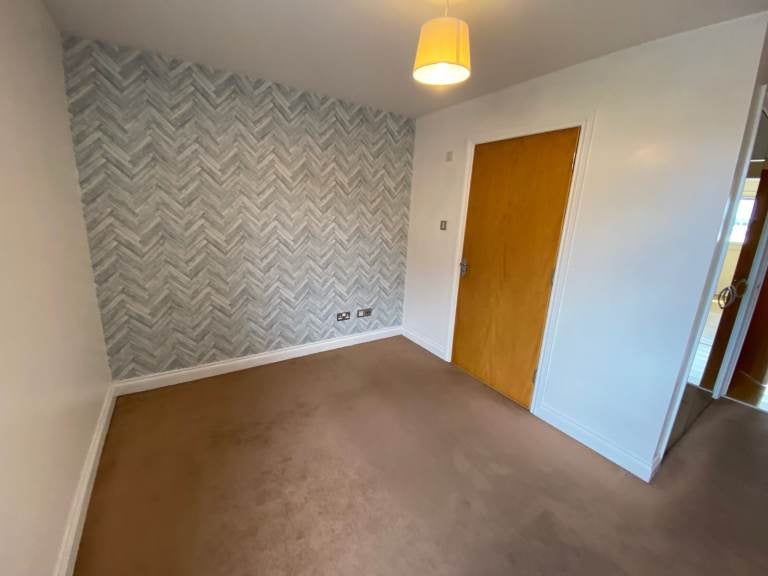 Flat Minerva Way in Glasgow