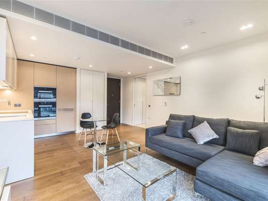 Flat Lillie Square in Greater London