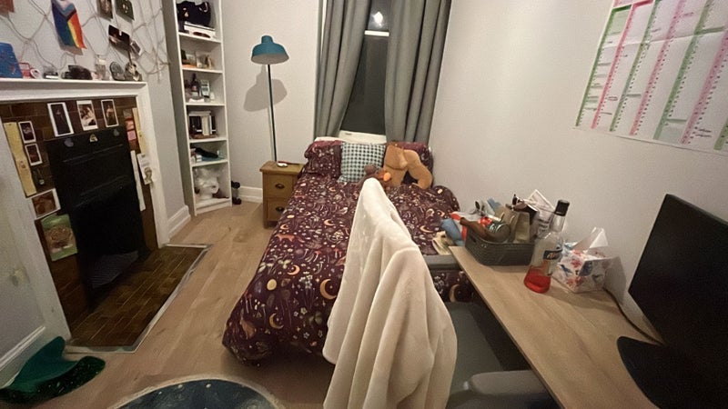 Room Fitz-George Avenue in Greater London
