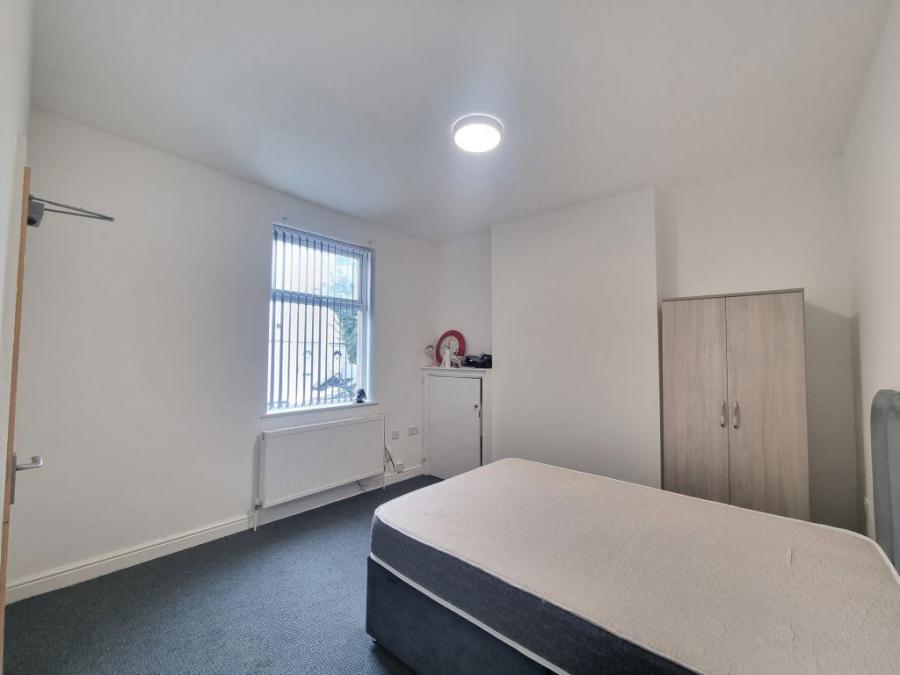 Room Thorpe Street in Leicester