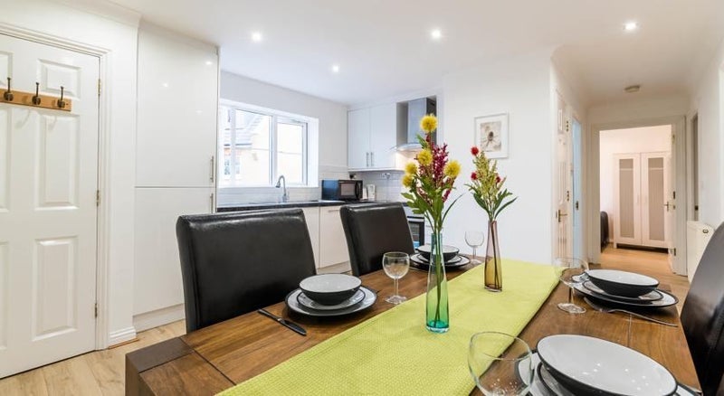 Flat Ruscoe Road in Greater London
