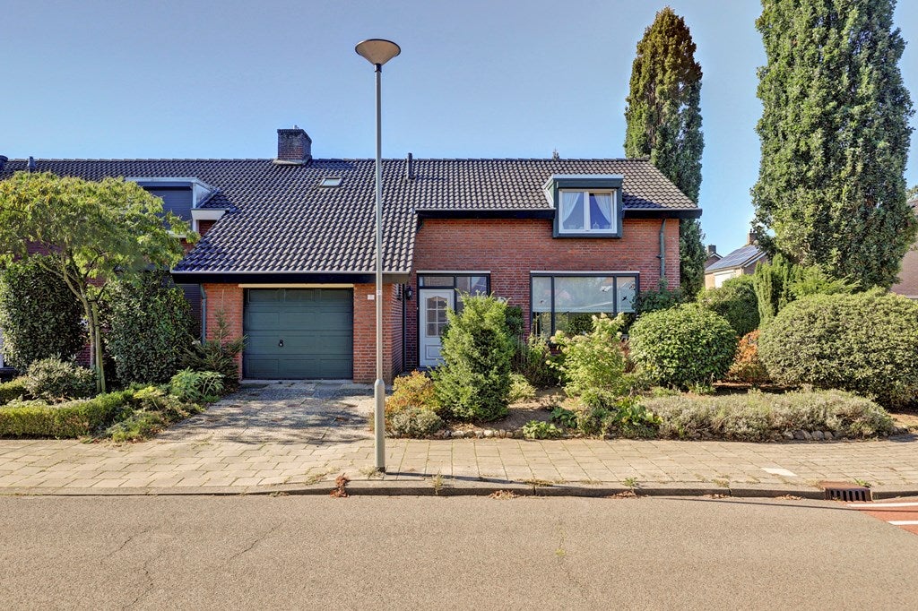 Hoekwoning te koop: Haakeskamp 2, Linne