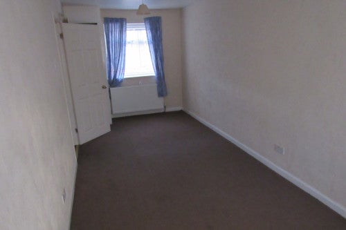 Flat Irthing Avenue in Newcastle upon Tyne