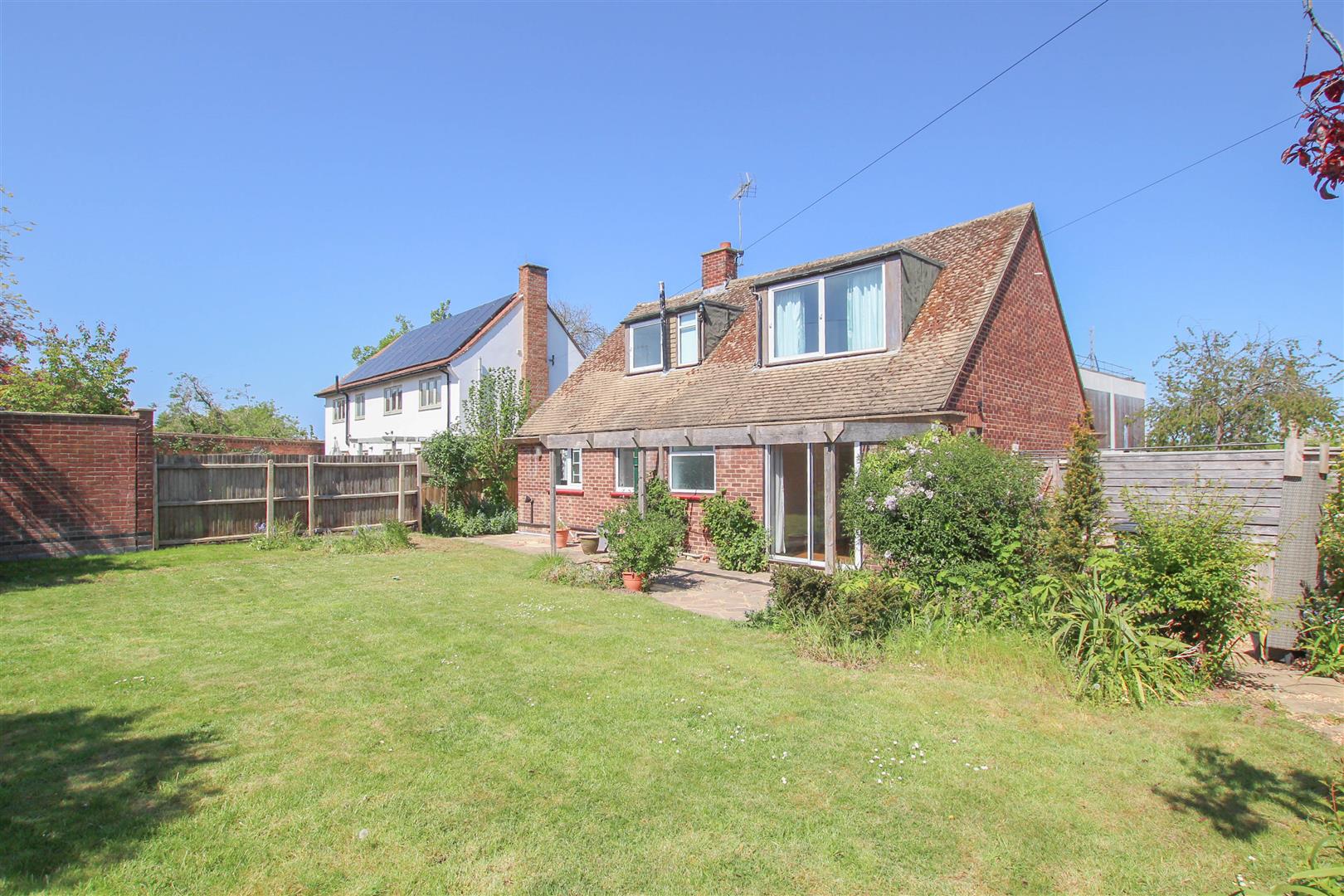 House Margaret Way in Uttlesford
