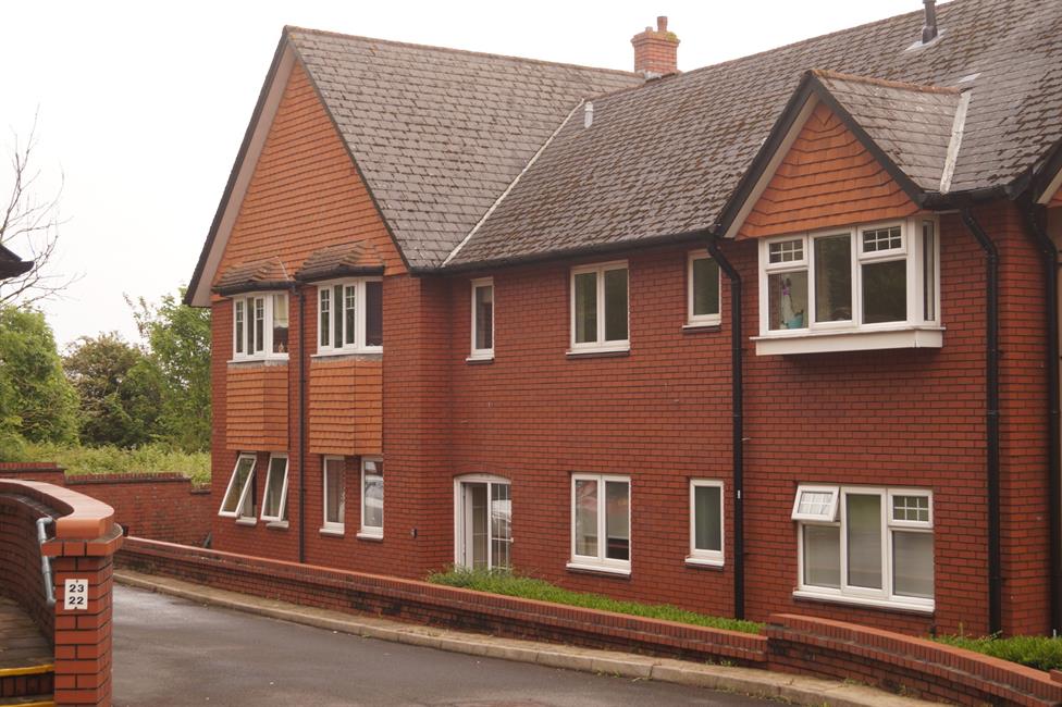 Flat Edward Nicholl Court in Cardiff