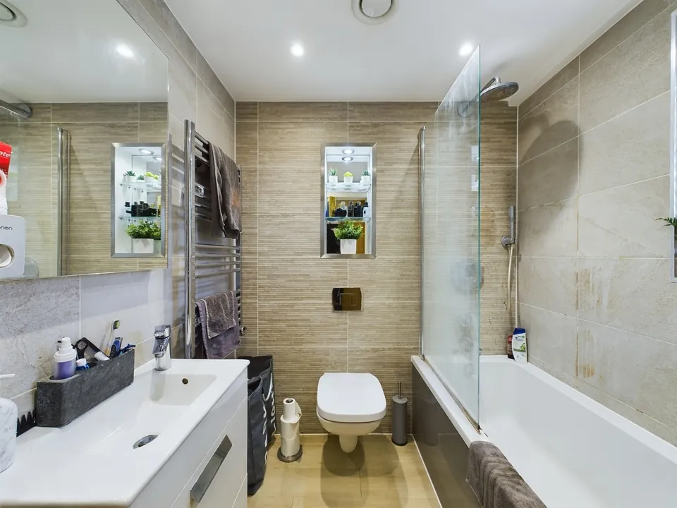 Flat Chesham Road in Amersham
