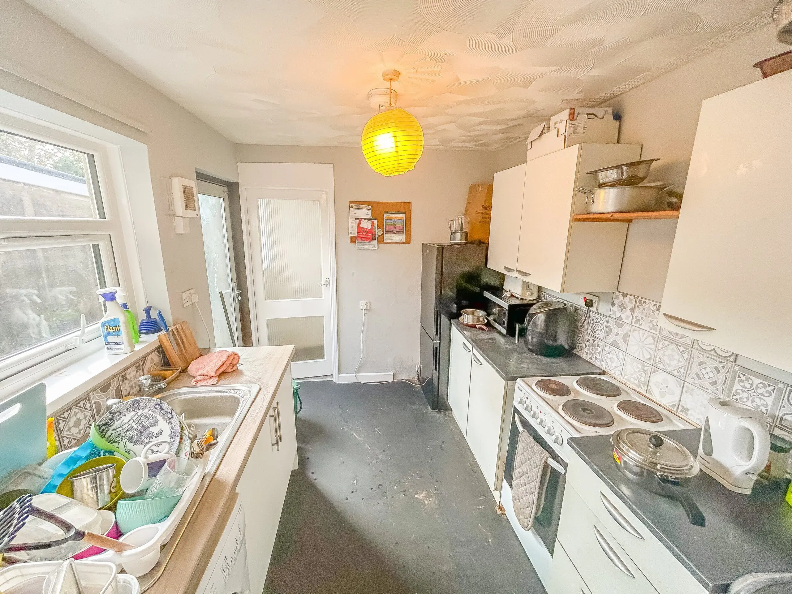 Room Brook Street in Pontypridd