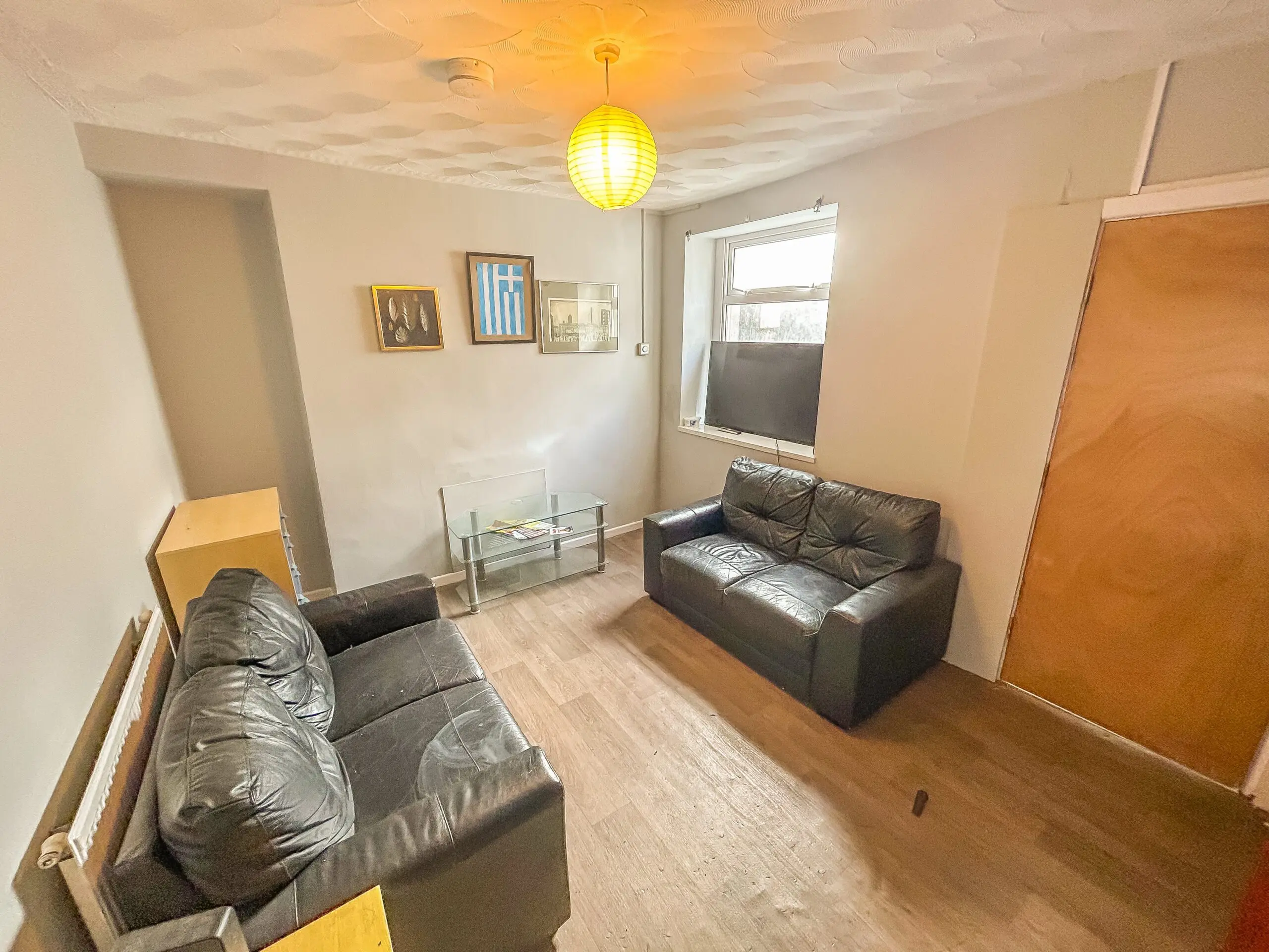 Room Brook Street in Pontypridd