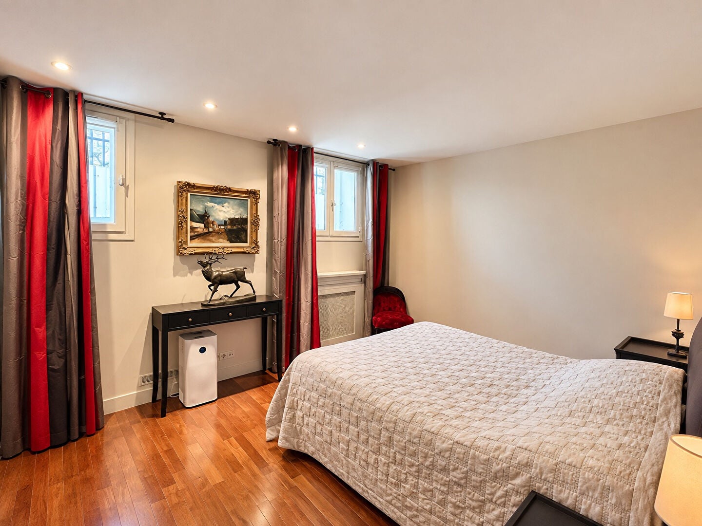 Flat Rue Jacques Bingen in Paris