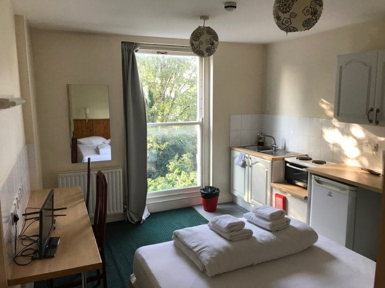 Flat Glenloch Road in Greater London