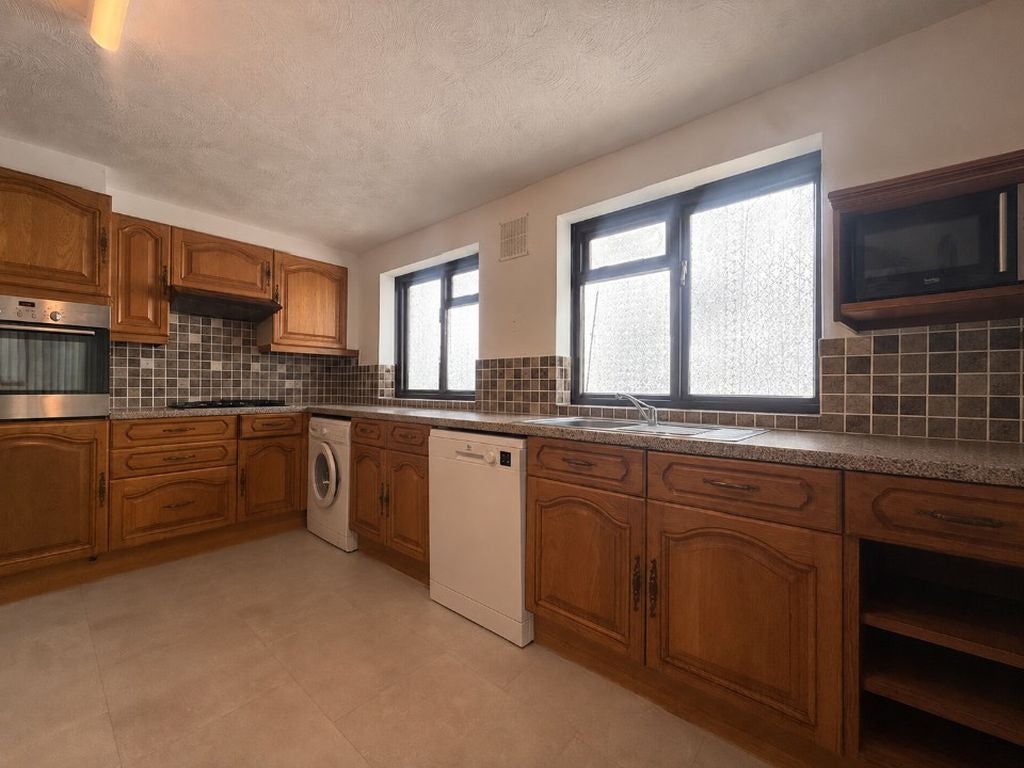 Flat Florence Road in Chichester