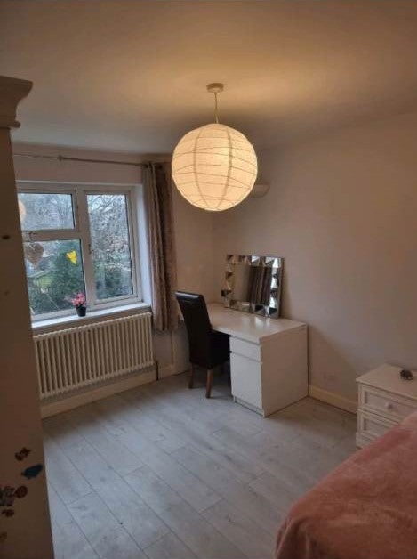 Room Nettleden Avenue in Greater London