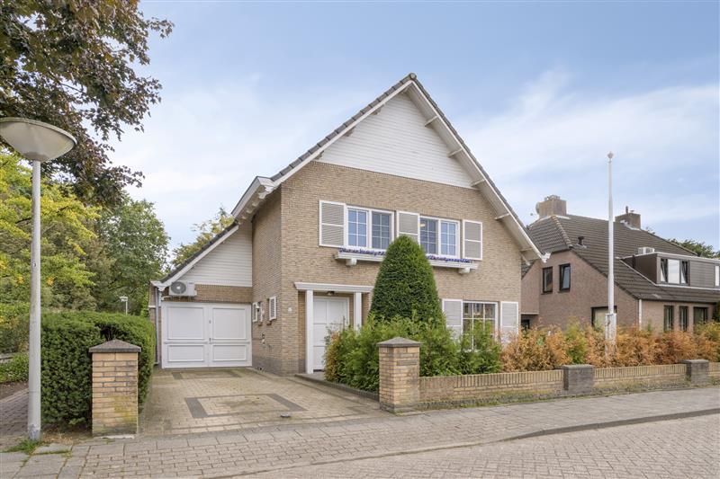 Huis Weegbree 5 in Best