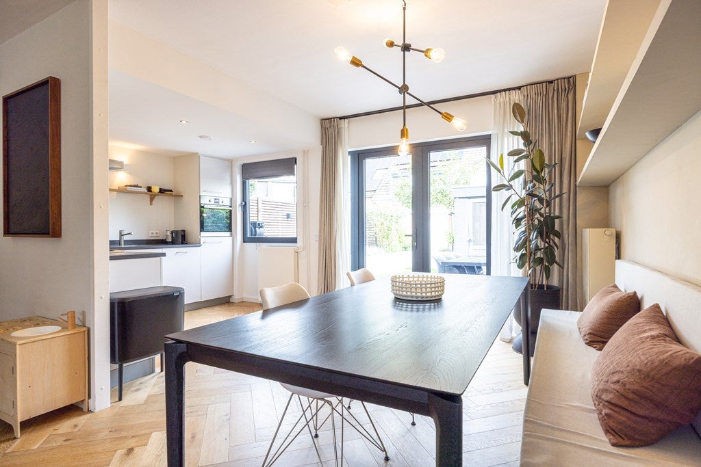 Tussenwoning te koop: Horatiushof 46, Maastricht